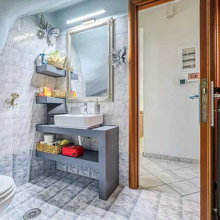 L'appartamento Di Elena Apartment *